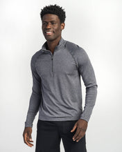 Load image into Gallery viewer, Versatility Seamless 1/4 Zip - Sale
