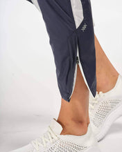 Load image into Gallery viewer, Swift Air Pant - Sale
